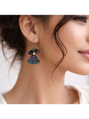 Chico’s Fan-Shaped Iridescent Blue Purple Beaded Dangle Earrings